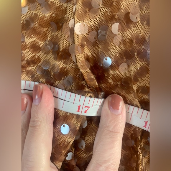 Astr the Label Nude Romina Sequin Top NWOT - Picture 8 of 11